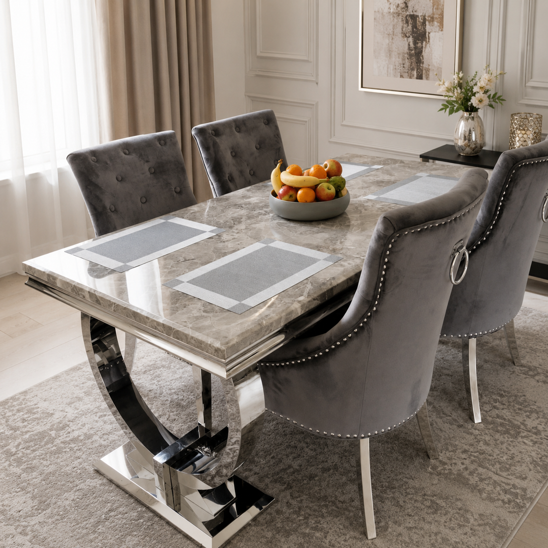 Arianna with 6 Chelsea Lion Knocker Chairs